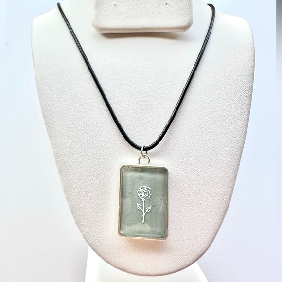Rose Pendant Necklace | Resin Pendant | Resin Jewelry - Picture 3 of 5
